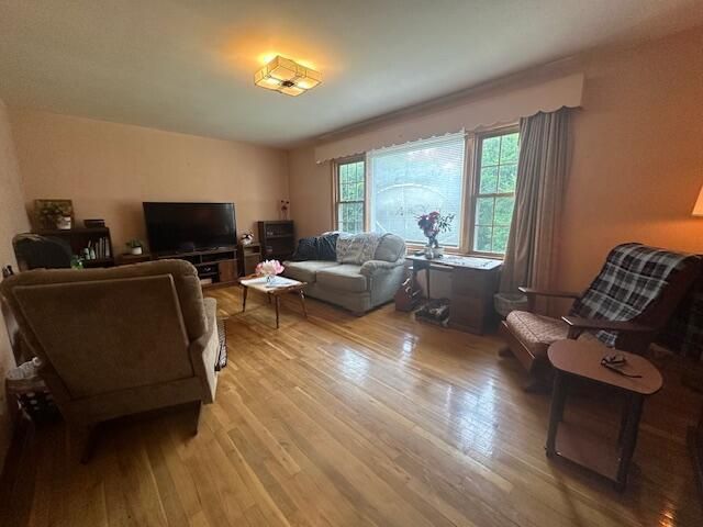 737 Glenwood Drive, Logan, OH 43138