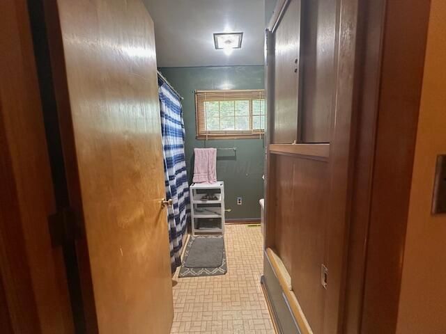 737 Glenwood Drive, Logan, OH 43138