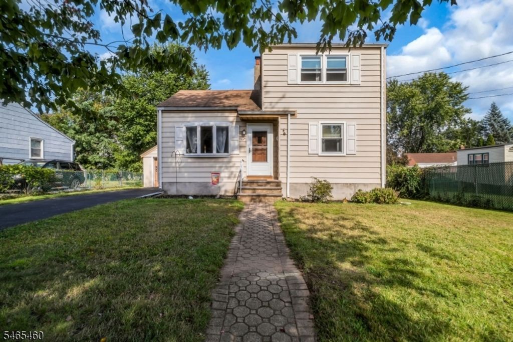 8 Somers Pl, South Bound Brook Boro, NJ 08880 — photo 2