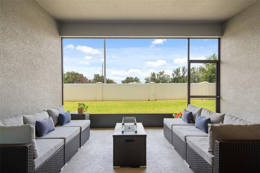 Image 58 of property listing at 19358 BANFIELD PLACE, Orlando, FL 32827