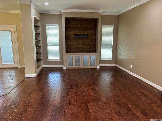 495 HILL COUNTRY DR, Pipe Creek, TX 78063