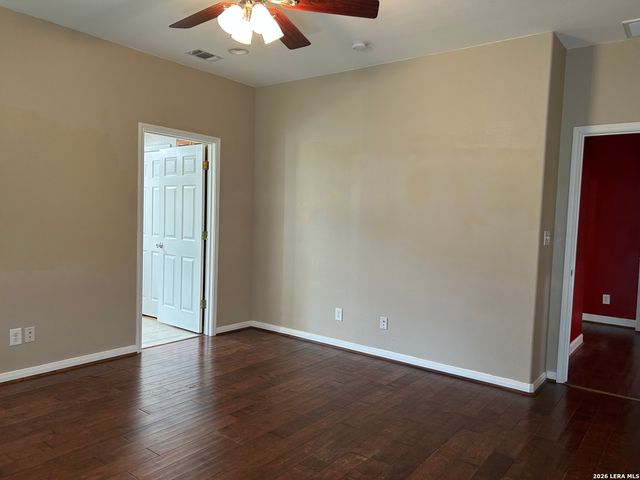 495 HILL COUNTRY DR, Pipe Creek, TX 78063
