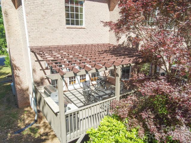 381 Lake Forest Drive, Taylorsville, NC 28681