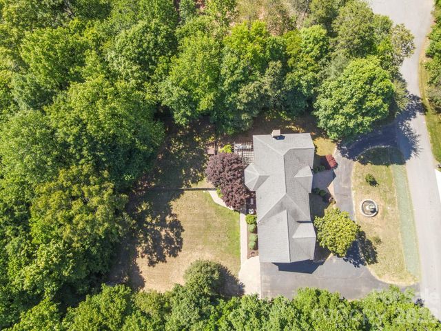 381 Lake Forest Drive, Taylorsville, NC 28681