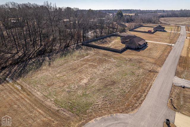 52 County Road 7180, Jonesboro, AR 72405