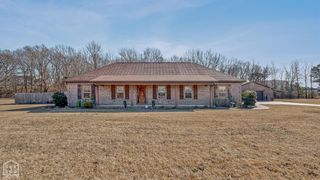 52 County Road 7180, Jonesboro, AR 72405