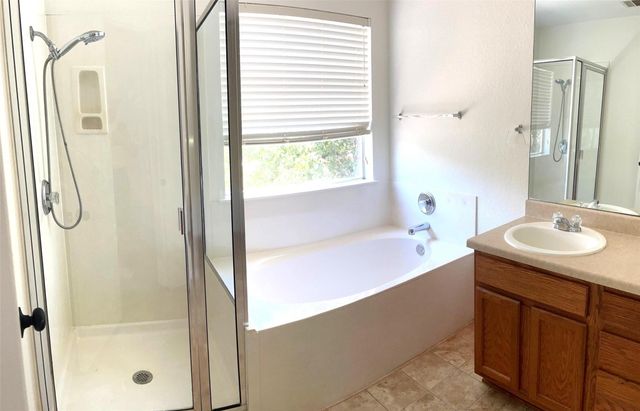 115A Auction Oak A, Kyle, TX 78640