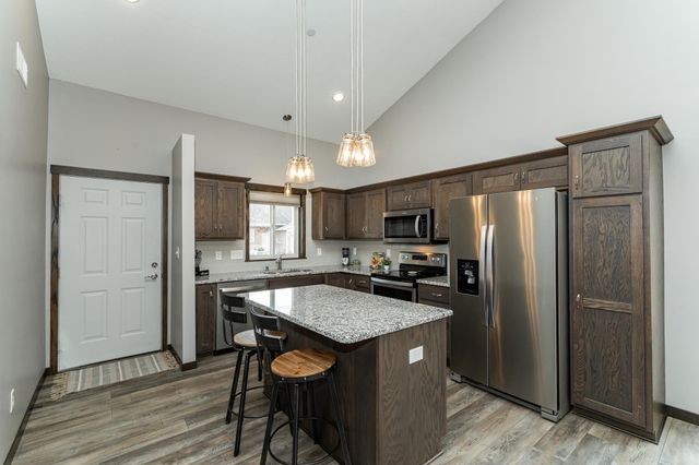 1215 Sundance Court NE, Byron, MN 55920