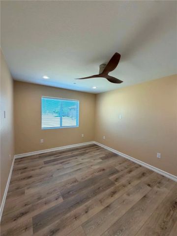 40118 25th West A, Palmdale, CA 93551