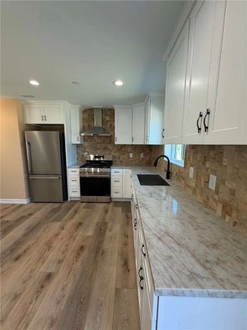 40118 25th West A, Palmdale, CA 93551