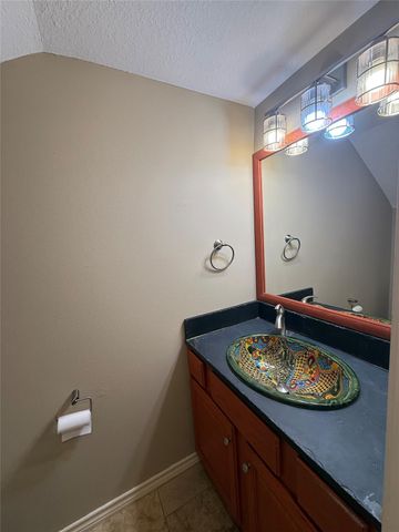 12985 Trail Hollow Drive 6, Houston, TX 77079