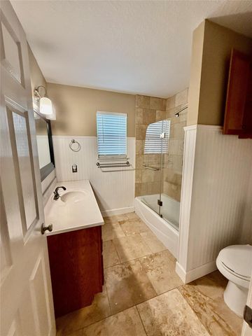 12985 Trail Hollow Drive 6, Houston, TX 77079