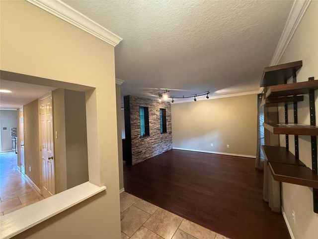 12985 Trail Hollow Drive 6, Houston, TX 77079