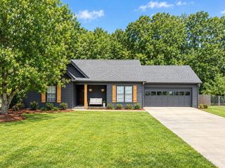 255 Matthews School Road, Winder, GA 30680
