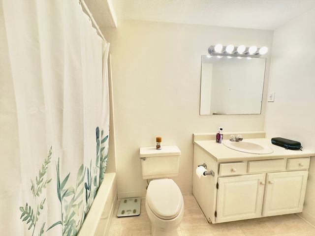 100 Cove Way 506, Quincy, MA 02169