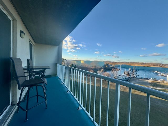 100 Cove Way 506, Quincy, MA 02169