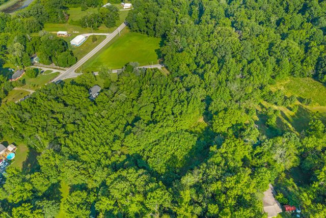 1010 Saddle Tree Rd, Ashland City, TN 37015