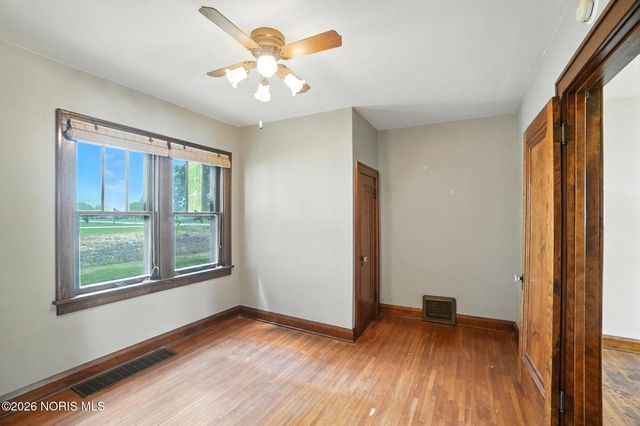 29 Lemoyne Road, Northwood, OH 43619