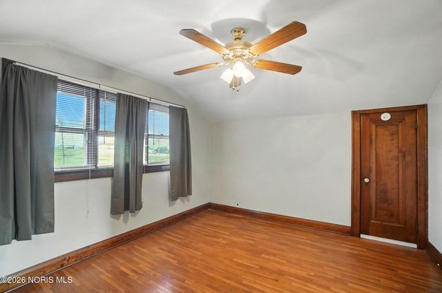 29 Lemoyne Road, Northwood, OH 43619