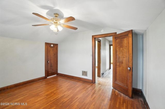 29 Lemoyne Road, Northwood, OH 43619