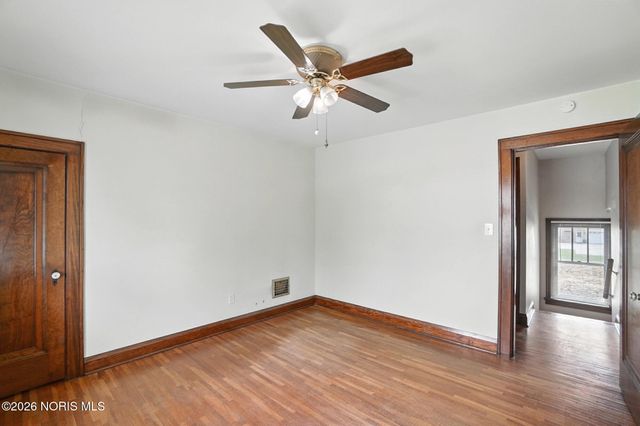 29 Lemoyne Road, Northwood, OH 43619