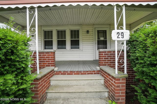 29 Lemoyne Road, Northwood, OH 43619