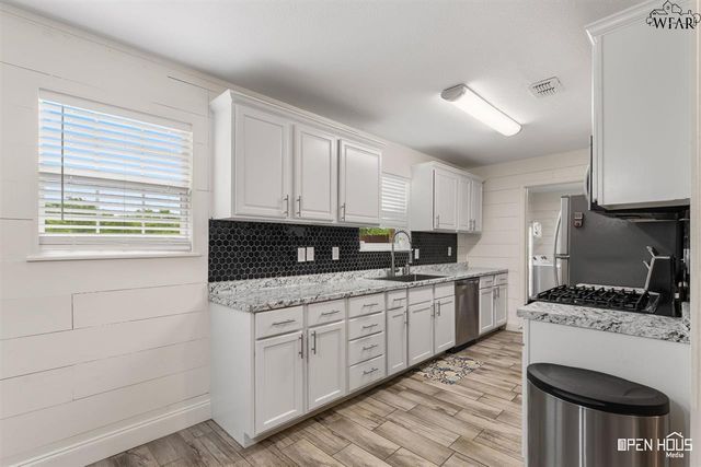 5108 ROCKPOINT STREET, Wichita Falls, TX 76310