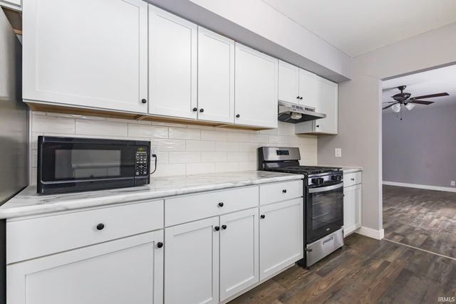 2000 N Alden Road, Muncie, IN 47304