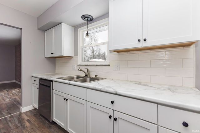 2000 N Alden Road, Muncie, IN 47304