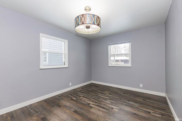 2000 N Alden Road, Muncie, IN 47304