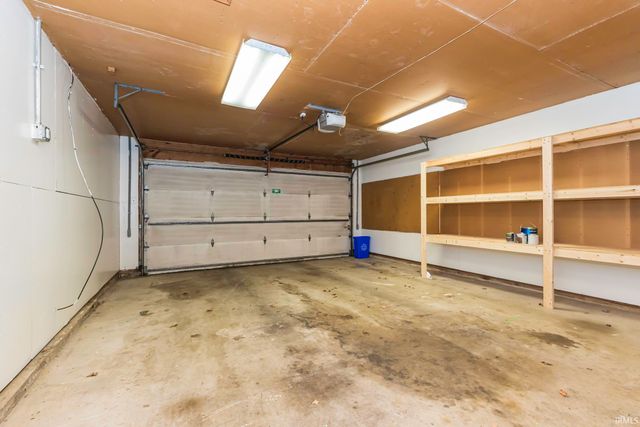 2000 N Alden Road, Muncie, IN 47304