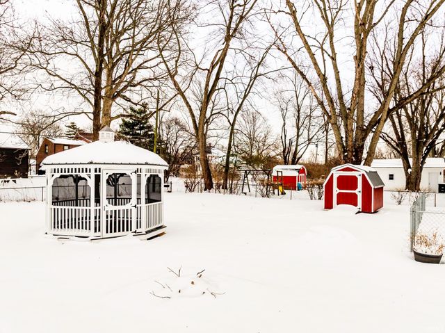 2000 N Alden Road, Muncie, IN 47304