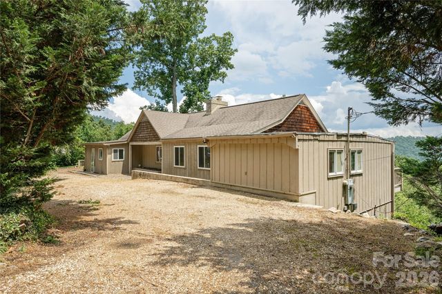 811 Town Mountain Road, Asheville, NC 28804