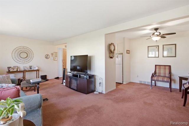 1199 S Sheldon Road I64, Plymouth, MI 48170