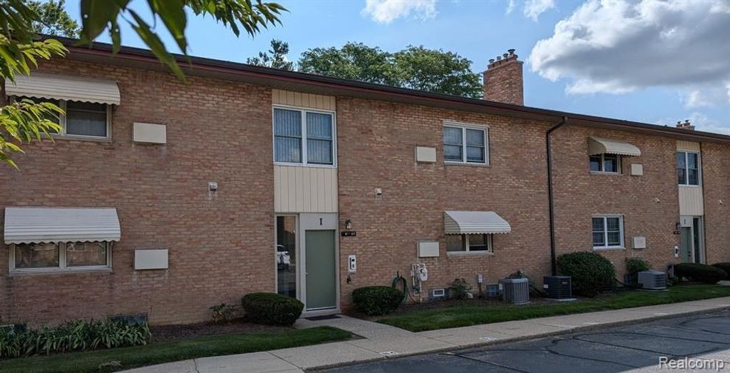 1199 S Sheldon Road I64, Plymouth, MI 48170