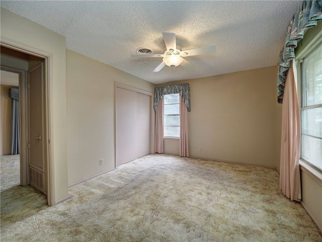 702 Drexel Dr, Corpus Christi, TX 78412