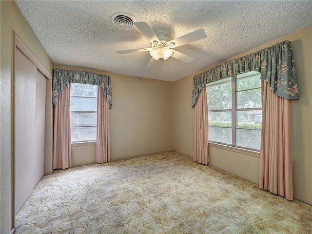 702 Drexel Dr, Corpus Christi, TX 78412