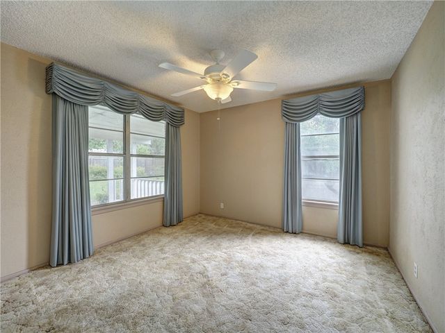 702 Drexel Dr, Corpus Christi, TX 78412