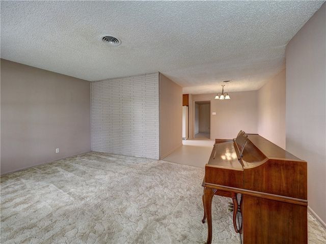 702 Drexel Dr, Corpus Christi, TX 78412