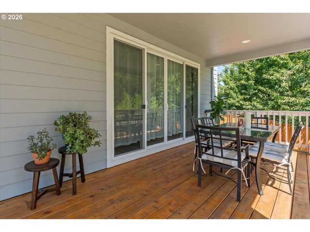 1210 N SYCAMORE St, Canby, OR 97013