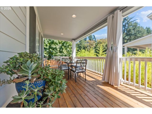 1210 N SYCAMORE St, Canby, OR 97013