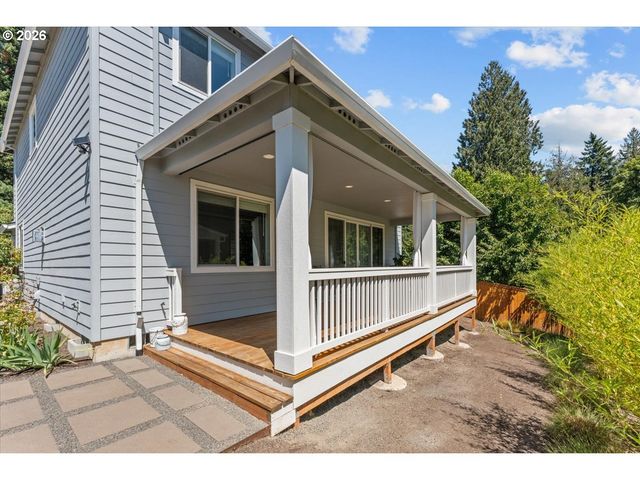 1210 N SYCAMORE St, Canby, OR 97013