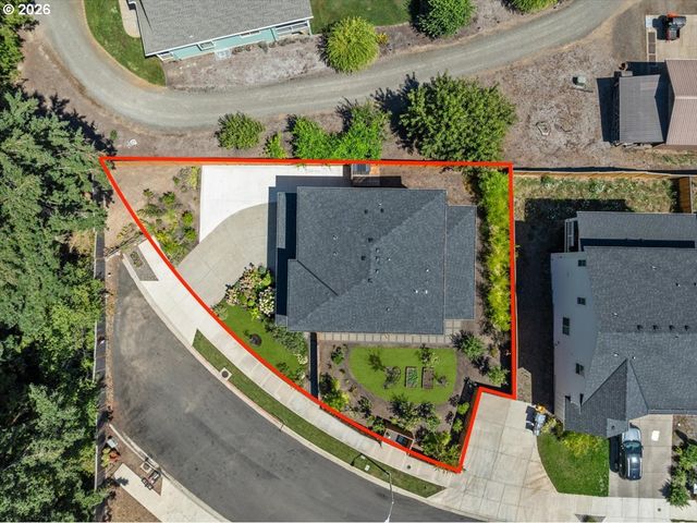 1210 N SYCAMORE St, Canby, OR 97013