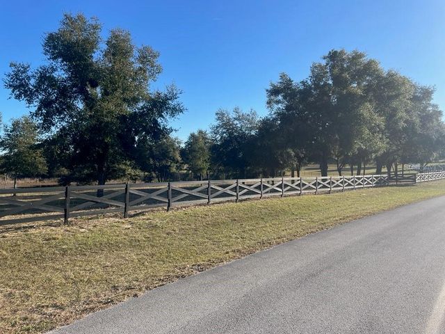 HUNTERS TRACE LANE, Clermont, FL 34715
