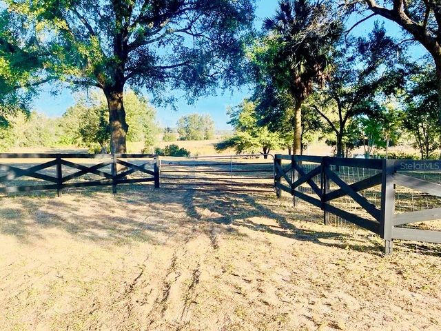 HUNTERS TRACE LANE, Clermont, FL 34715