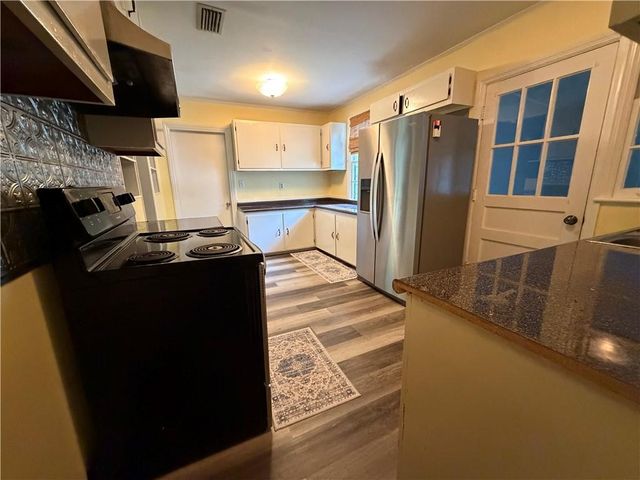 332 Azalea Circle W, Mobile, AL 36608