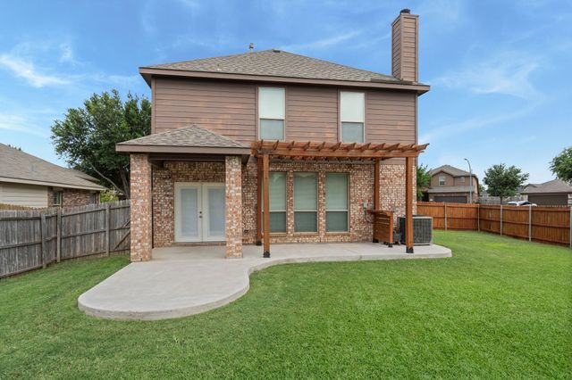 12001 Walden Wood Drive, Fort Worth, TX 76244