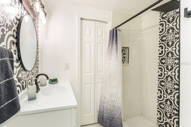 2301 CARLTON DRIVE, Orlando, FL 32806