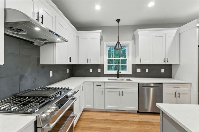 7 Pico Circle, Johnston, RI 02919