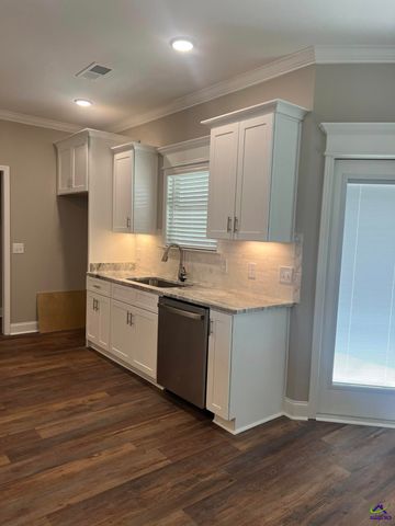 110 Early Drive, Byron, GA 31008